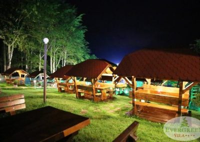 terasa evergreen predeal noaptea