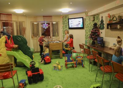 Loc-de-joaca_interior