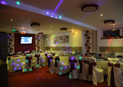 Masa festiva Revelion la Evergreen